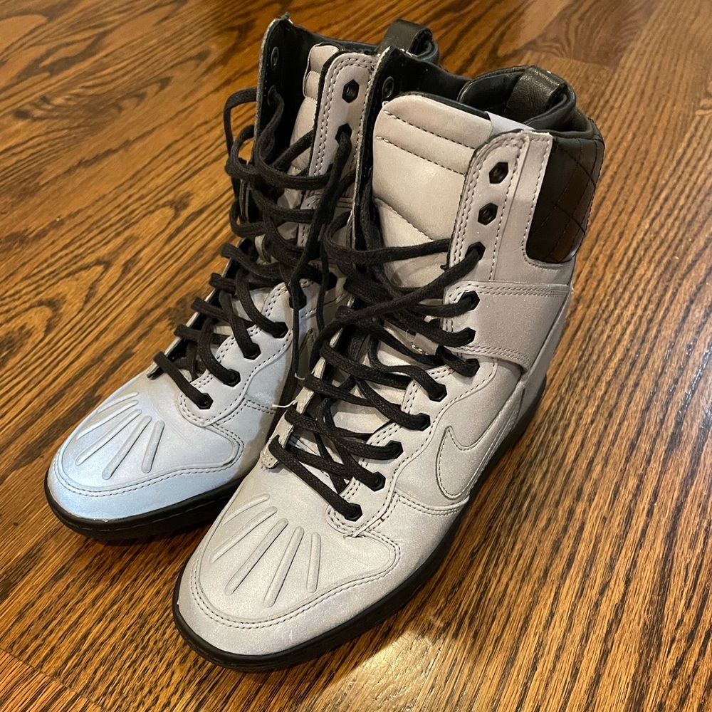 Womens Nike Dunk Super Sky Hi Premium Reflect Silver Size 5.